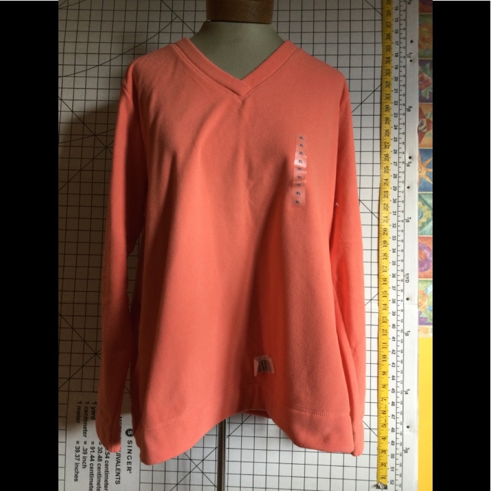 SB Active VNeck Long Sleeve Fleece, Melon size XL